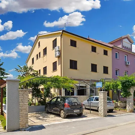 Apartment Fuer 3 Personen Ca 35 Qm In Fazana, Istrien Istrische Riviera Fazana