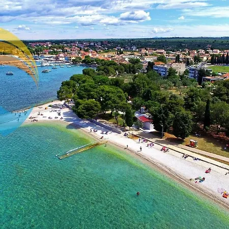 Apartment Fuer 3 Personen Ca 35 Qm In Fazana, Istrien Istrische Riviera Fazana